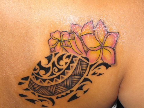 Hawaiian Tattoo With Tribal Turtle Design When You Are Considering Getting